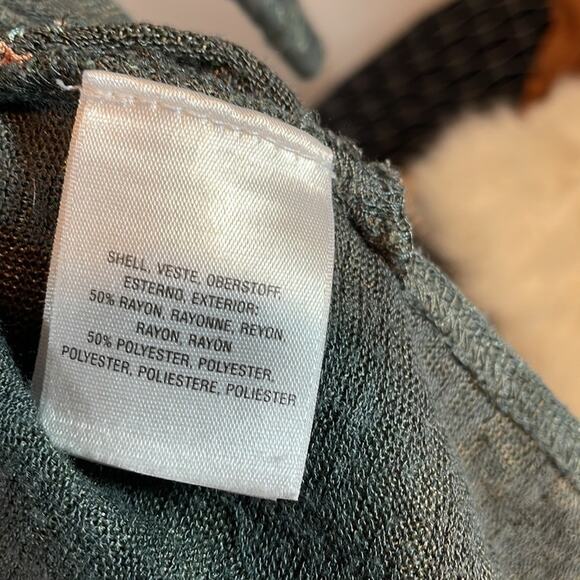 Akemi and Kin for Anthropologie blouse - Picture 10 of 11